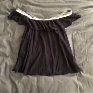 🌊AEO Off the Shoulder Top